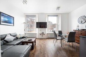 1 bedroom, hypo-allergenic bedding, in-room safe, individually decorated - Chelsea Green Apartments (London)