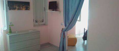 Apartment | Room amenity