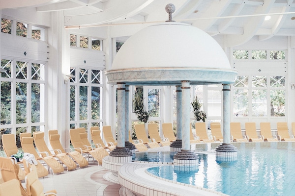 Indoor pool, outdoor pool, pool loungers