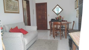 Apartment | Living room