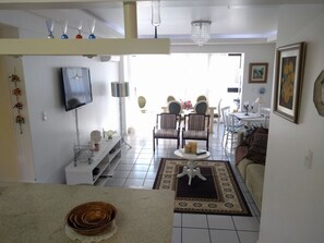 Appartement | Woonkamer | Flatscreentelevisie