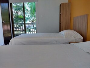 Triple Room (Fan) | Bed sheets - Hotel Sol Pintada (La Pintada)