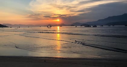 Appartement meublé, cuisine complÚte, à 600 mÚtres de la plage de Tabatinga.