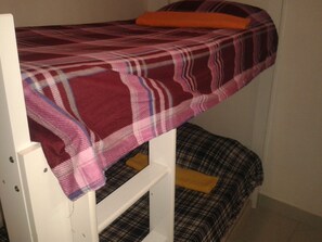 3 Schlafzimmer, Bügeleisen/Bügelbrett, WLAN, Bettwäsche