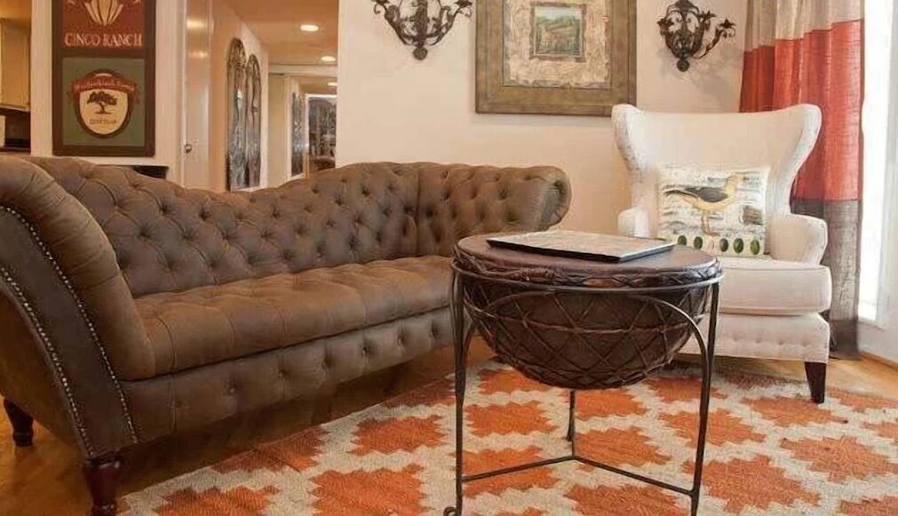 Downtown Poolside 2 Bedroom