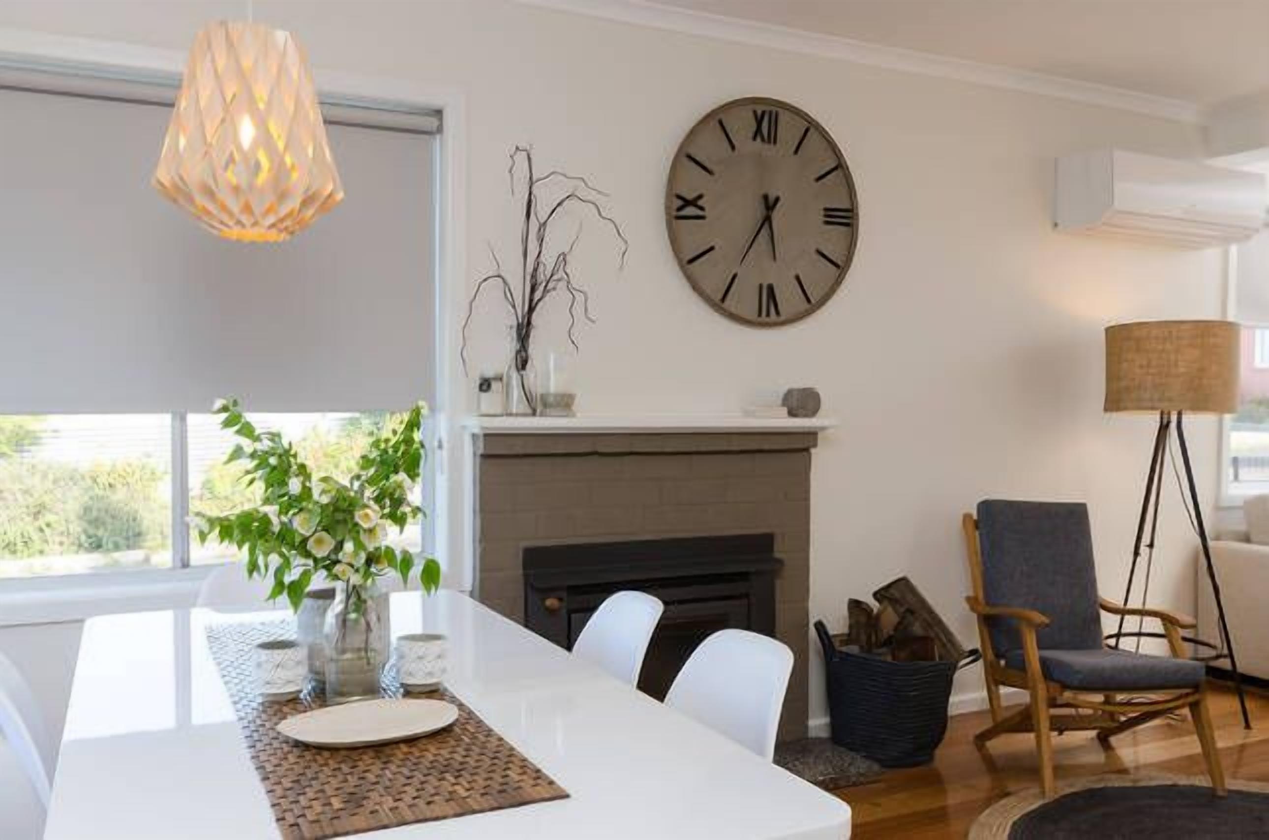 Penguin Beach House - seaside getaway — image 5