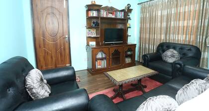 Delights Home wird von einem lokalen Gastgeber geführt und befindet sich in einer ruhigen Gegend von Kathmandu.