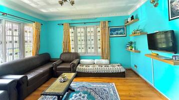 Smart TV, books, printers