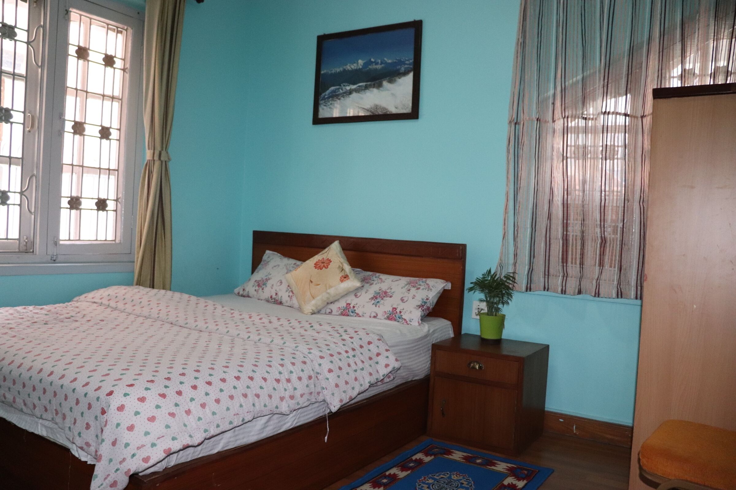 2 bedrooms, desk, iron/ironing board, free WiFi