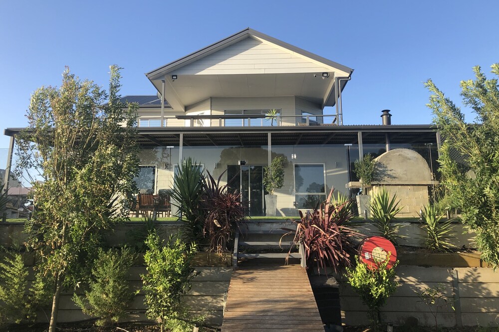 The Shack - Wellington Marina