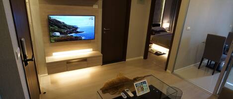 1 間睡房、熨斗/熨衫板、上網、床單