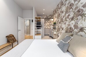 2 makuuhuonetta, silitysrauta/-lauta, ilmainen Wi-Fi, vuodevaatteet