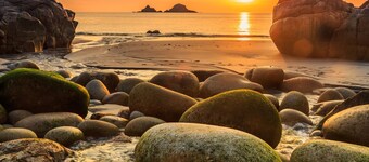 Porth Nanven Cottage, Near St Just & Coast, Dog Friendly with Parking