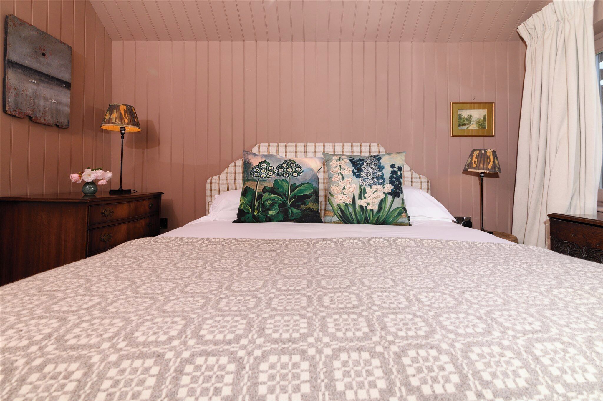 Master Bedroom with Super King Bed and crisp white company linen