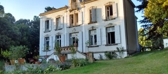 Master house for rent, Montreal de l'Aude - sleeps 20, secured pool