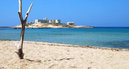 VILLA ORCHIDEA, PRIVATE POOL SAN LORENZO AND MARZAMEMI A FEW STEPS FROM THE SEA