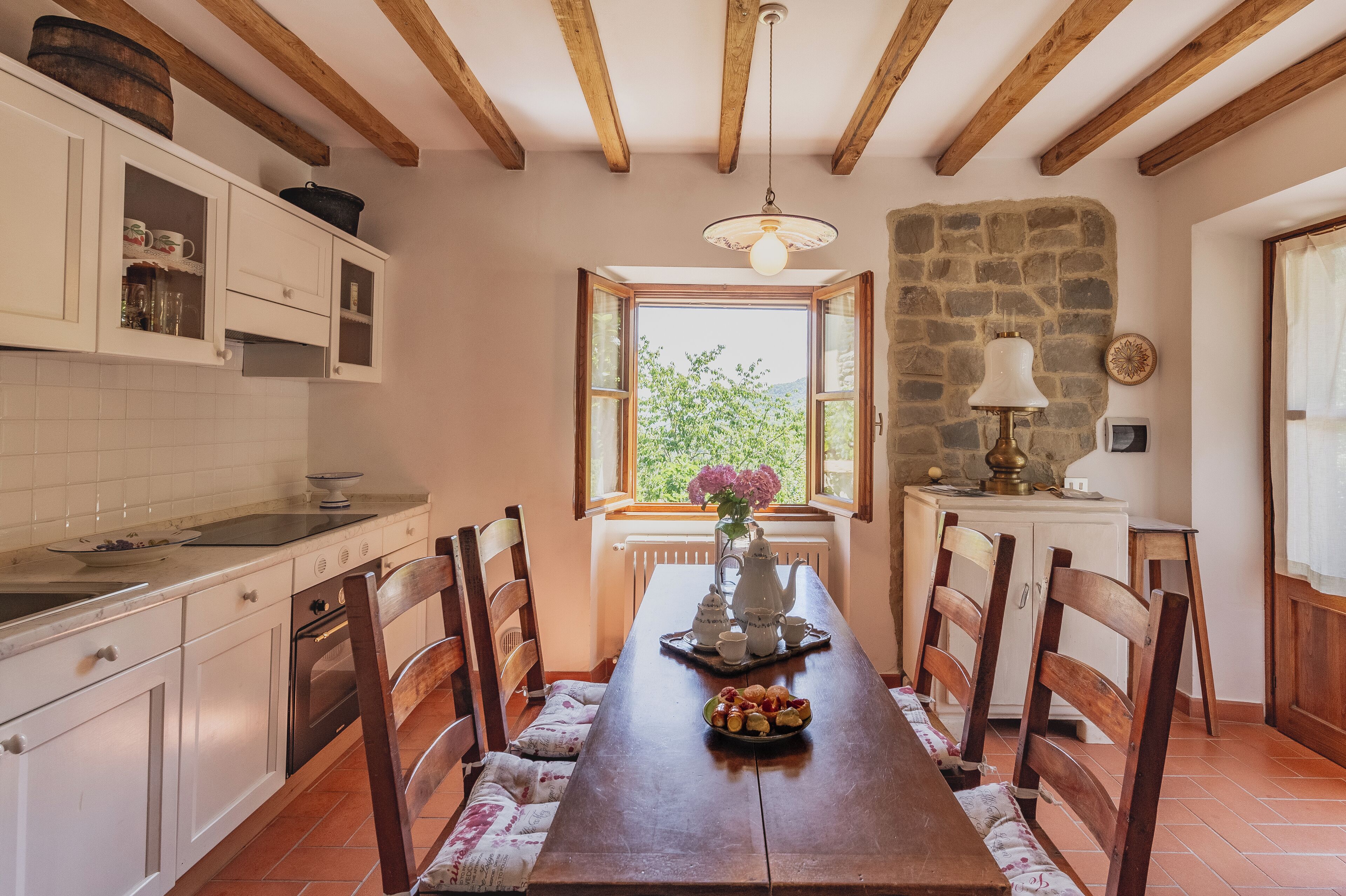 Kühlschrank, Ofen, Herdplatte, Geschirrspüler