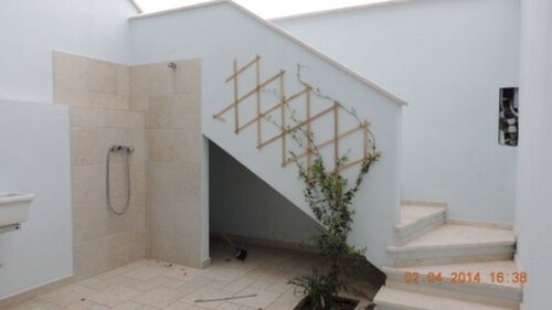 Nice cool quiet apartment just a stone's throw from the sea