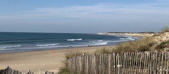 AuxSoleils- Comfortable holiday home close to the beach