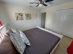 2 bedrooms, iron/ironing board, free WiFi, bed sheets