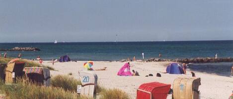 Beach nearby, sun loungers
