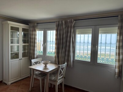 Beach house m. Garden, Marbella