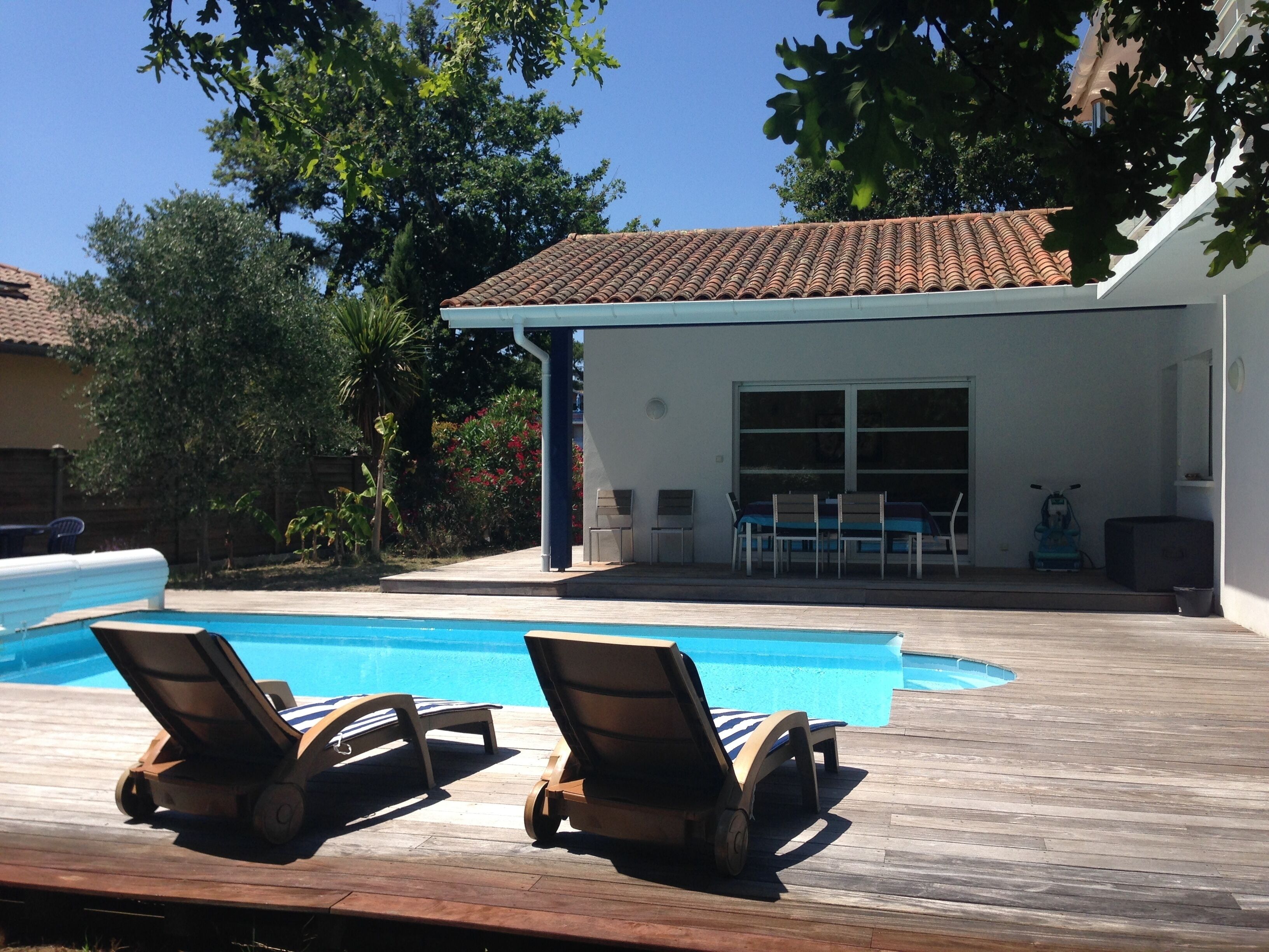 Piscine extérieure, piscine chauffée