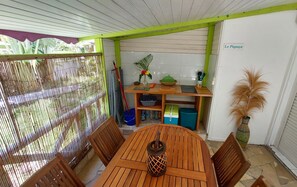 Dining - LOGISREV 💎 LE PAPAYE-- 2 bedroom gite with swimming pool (SAINTE-ANNE)