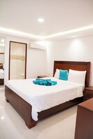 In-room safe, individually decorated, individually furnished, desk