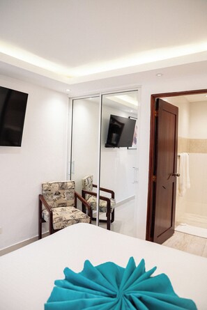 Junior Studio Suite