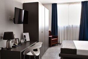 Chambre quadruple familiale, dans la tour | 1 chambre, literie hypoallergénique, couette en duvet