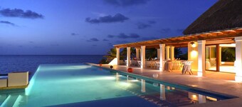 Pristine Bay Golf Club Upscale 2 bedroom sea view villa