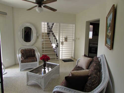 Apartamento Moderno // Appartement moderne 