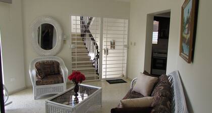 Apartamento Moderno // Appartement moderne