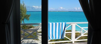 Stunning waterfront home in Exuma with an outdoor pool!