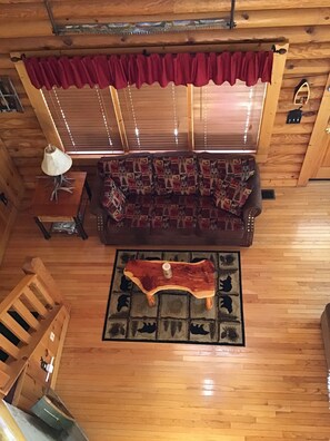 TV, caminetto, videogiochi, tavolo da calcetto