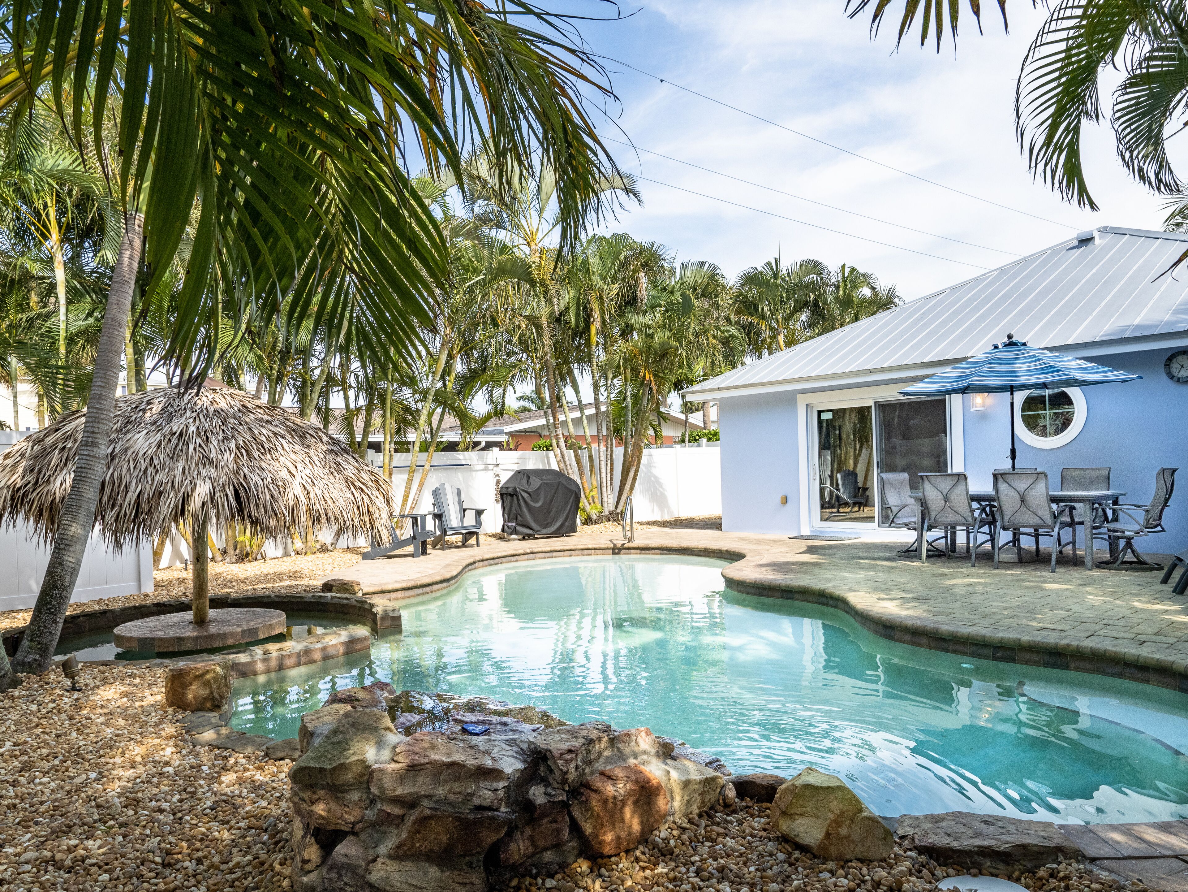 12 Best Pet-Friendly Vrbo Vacation Rentals On Anna Maria Island
