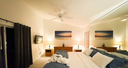 Premier Host-Beautiful 4BR/2BA Pool Home on Conservation Lot - Disney 15 Minutes