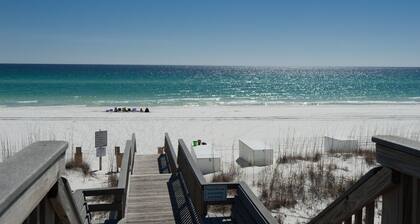 MARAVILLA LUXURIOUS GULF FRONT PET FRIENDLY CONDO NEWLY REMODELED