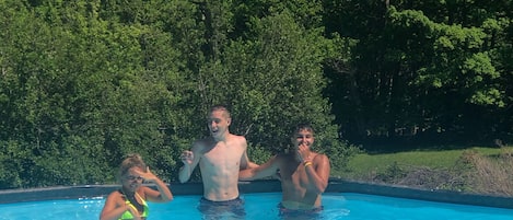 Utomhuspool