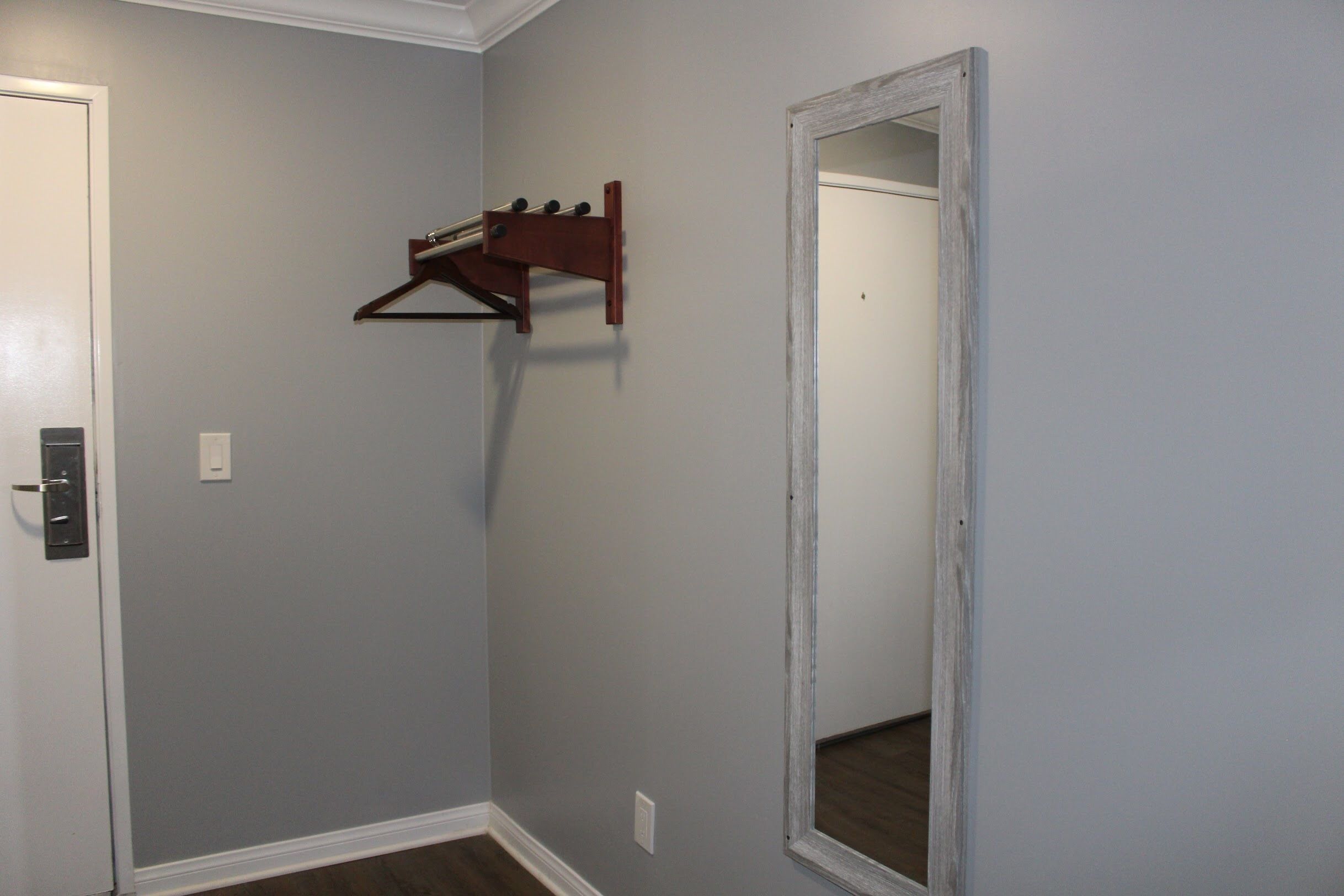 Photo - ERTH INN by AGA Los Angeles