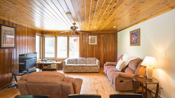 Televisión y reproductor de DVD