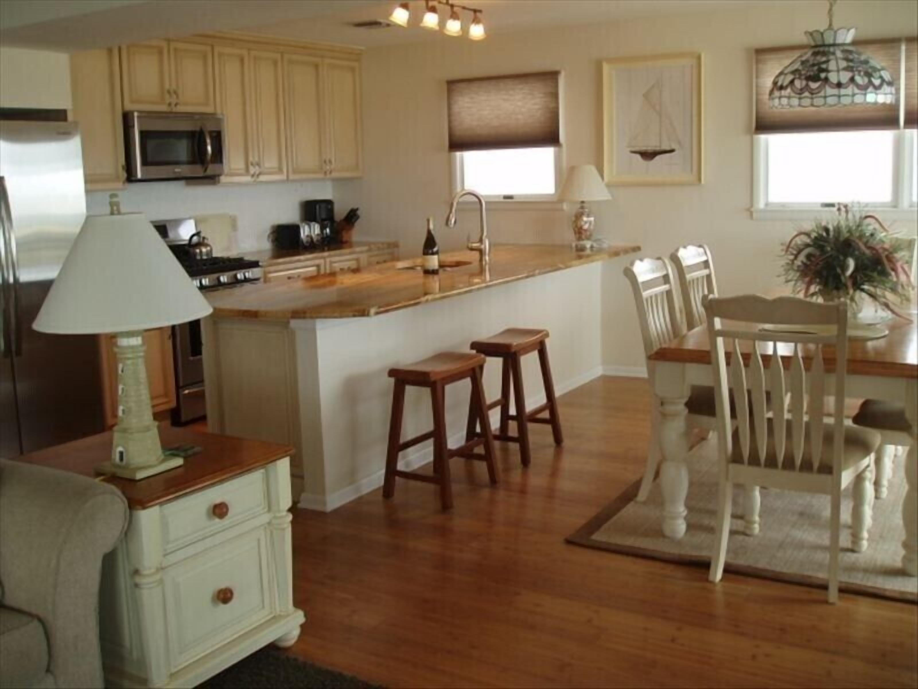 Oceanfront, On the Beach, Incredible Views!, Huge Beach Deck, 4 BR / 4 BA