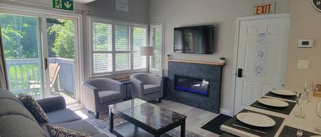 Téléviseur connecté, foyer