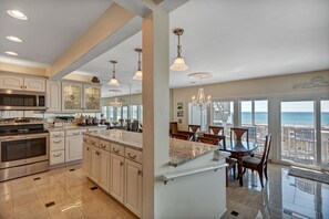 Fridge, microwave, oven, stovetop - OCEANFRONT, STEPS FROM SAND, STUNNING VIEWS, 2-STORY COMPLEX, 1ST FLOOR, PETS! (Panama City Beach)