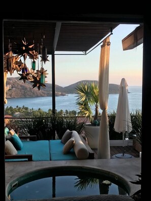 Property grounds - CASA 1. Serenity at playa La Ropa (Zihuatanejo)