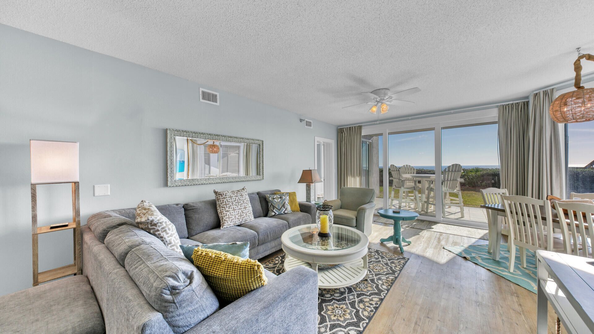 🐬 Gulf front!! ☀️ Pool ~ Wifi ~ Grill ~ 🐬Beach Chairs ~ Private ~Near Rosemary