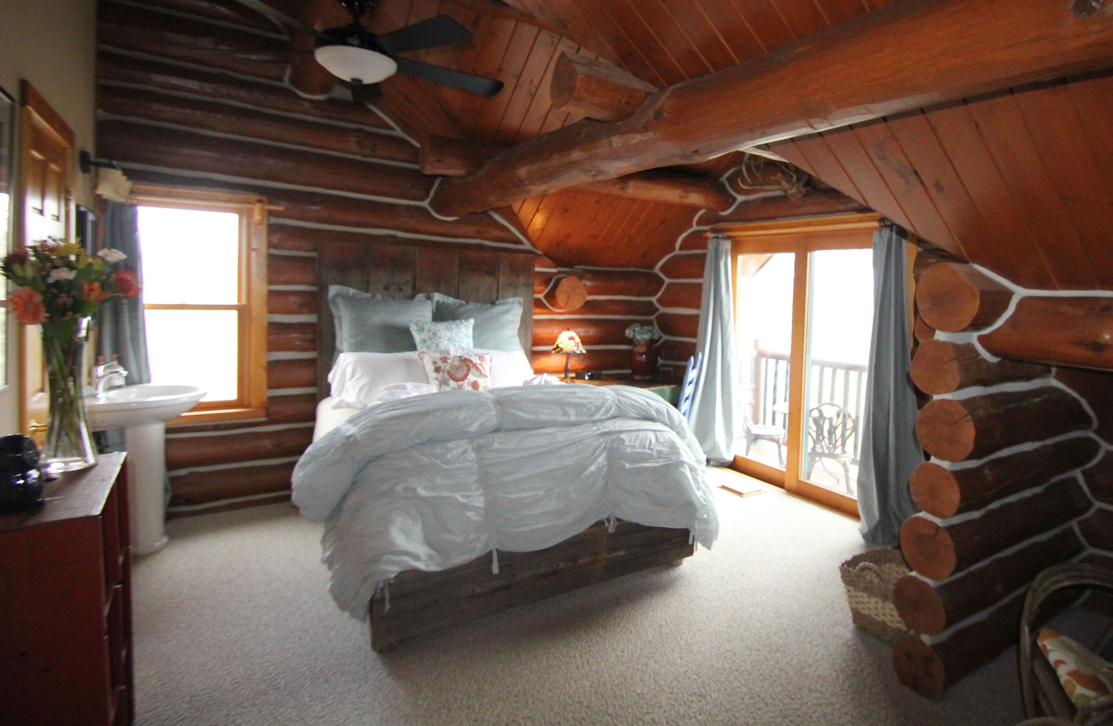 Rustic Luxury Awaits In This Beautiful Full Log Lodge On 44 Private Acres