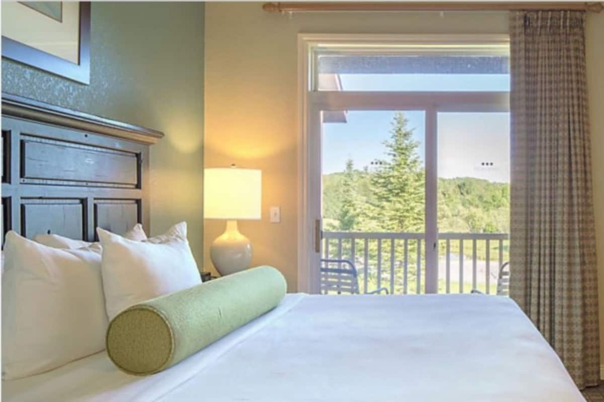 Suite, 2 habitaciones, chimenea | 2 dormitorios, tabla de planchar con plancha, wifi gratis