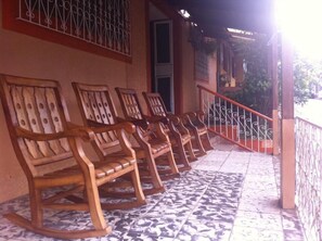 Porch - Hotel Cabinas Leyko (San Carlos)